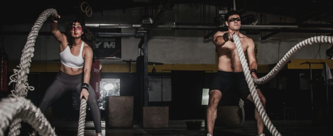 Calistenia vs Gimnasio: La Verdad Definitiva Sobre Ganar Músculo